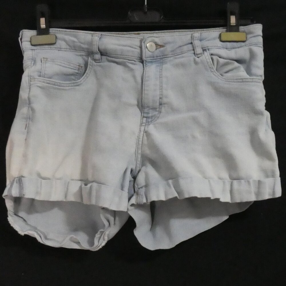 Unbranded | 14.5 inch waist measured | Faded Blue Denim Jean Shorts